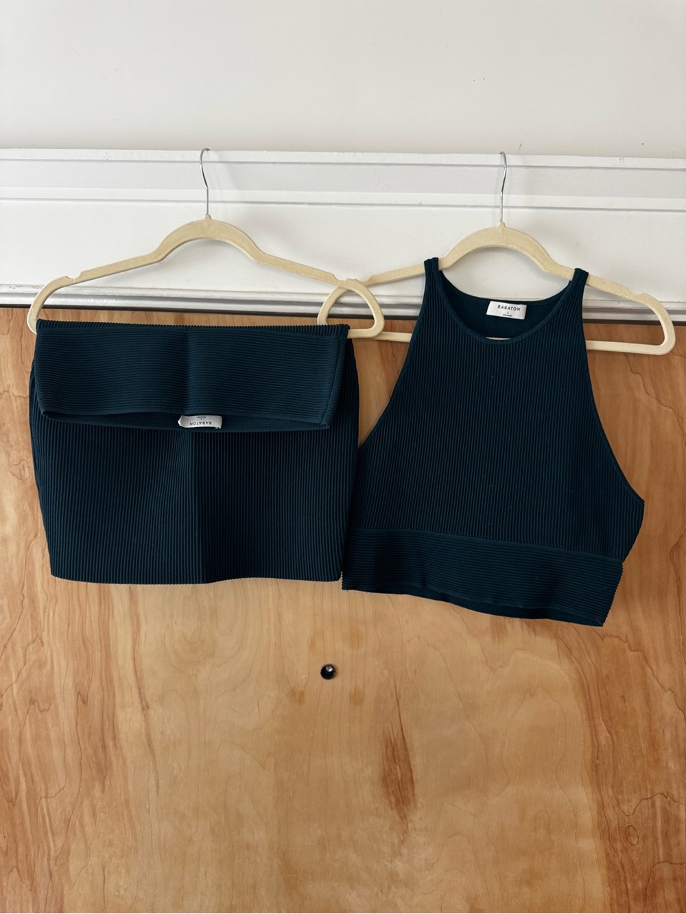 ARITZIA-Babaton Ribbed Crop Tank and Skirt Set - Teal Green